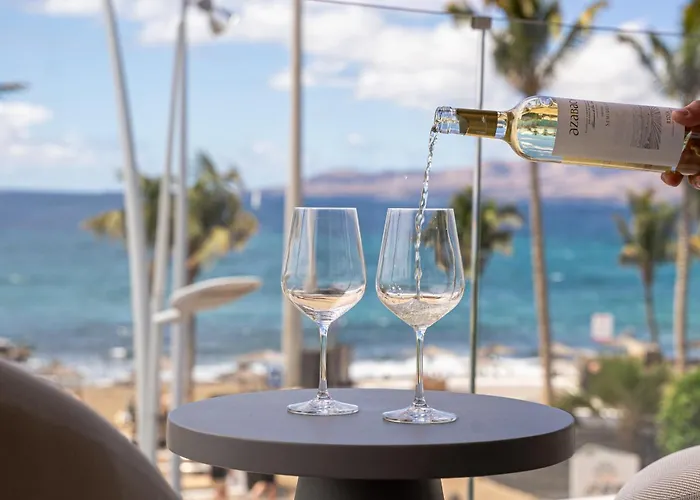 Casa Serena 아파트