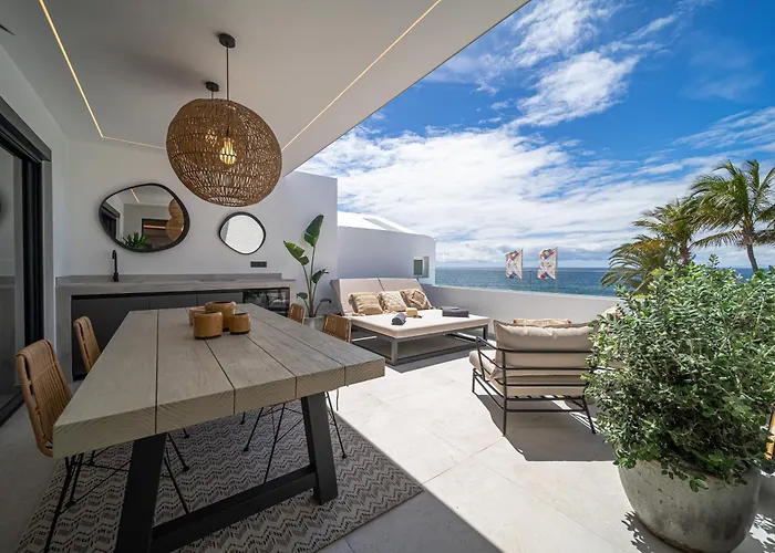 Casa Serena 아파트