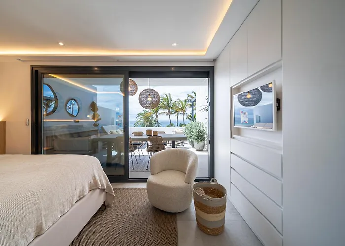 Casa Serena 아파트