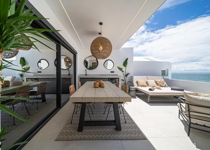 Casa Serena 아파트